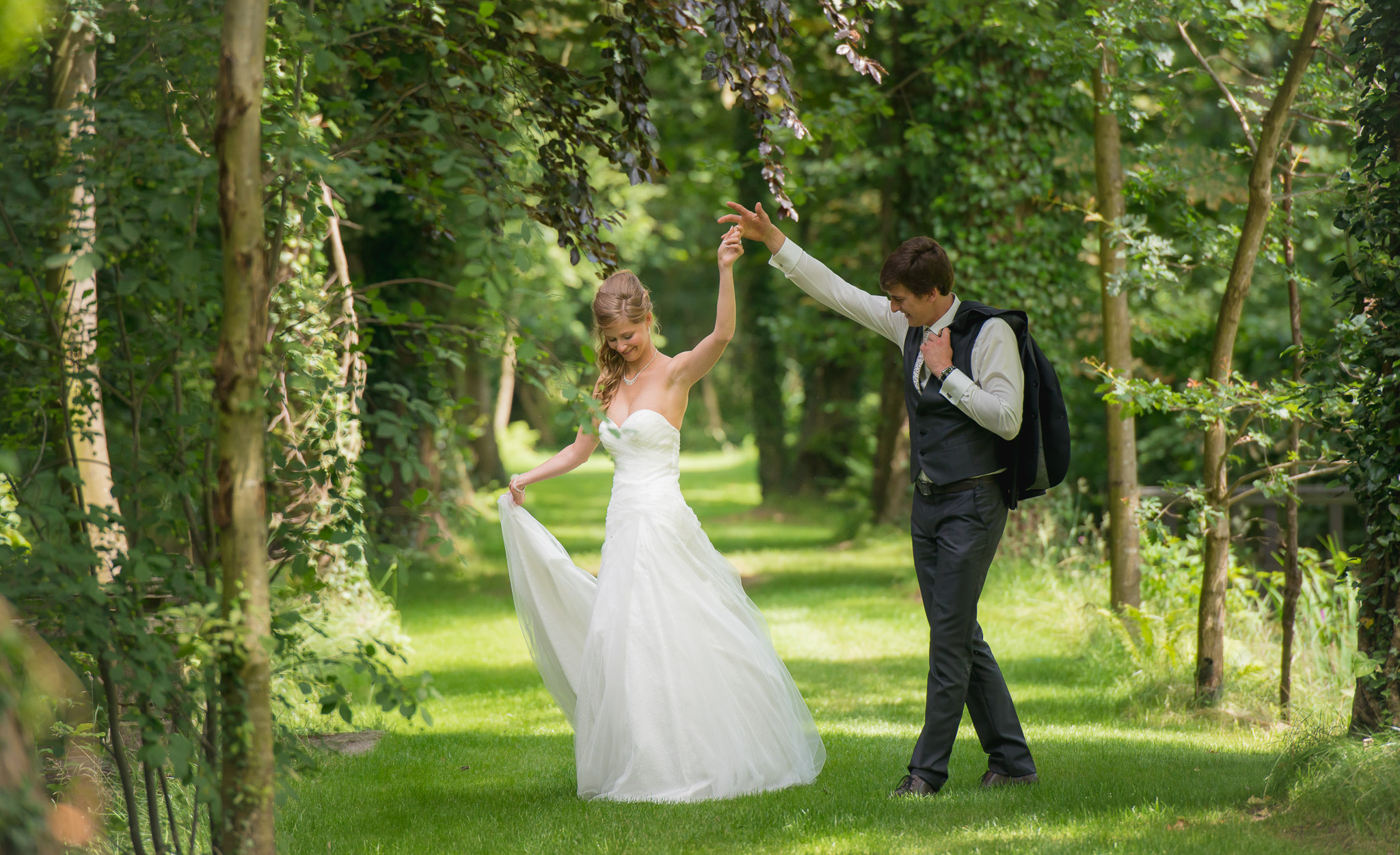 huwelijksfotograaf in stekene voor Yannick en Kimberley creatieve foto's op het domein 't meersdael feestzaal Moerbeke-Waas